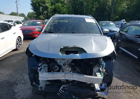 2019 Jeep Compass Latitude 4X4 from USA, damaged, VIN 3C4NJDBB1KT682739